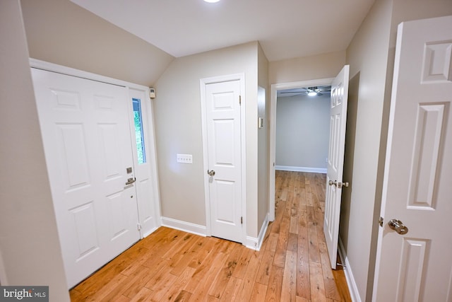 622 Hastings Rd, Baltimore, MD 21286 - foyer entrance featuring light wood finished floors and vaulted ceiling