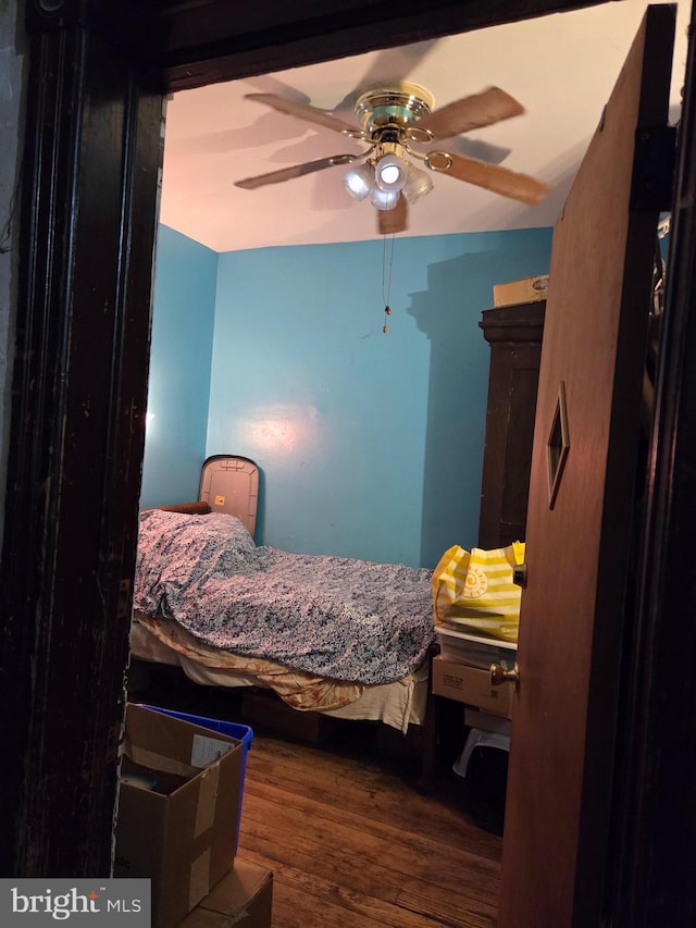 1507 Belmont Ave, Philadelphia, PA 19104 - bedroom with wood finished floors and ceiling fan
