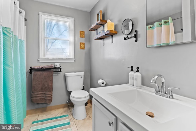 full bath featuring vanity, curtained shower, toilet, and tile patterned flooring