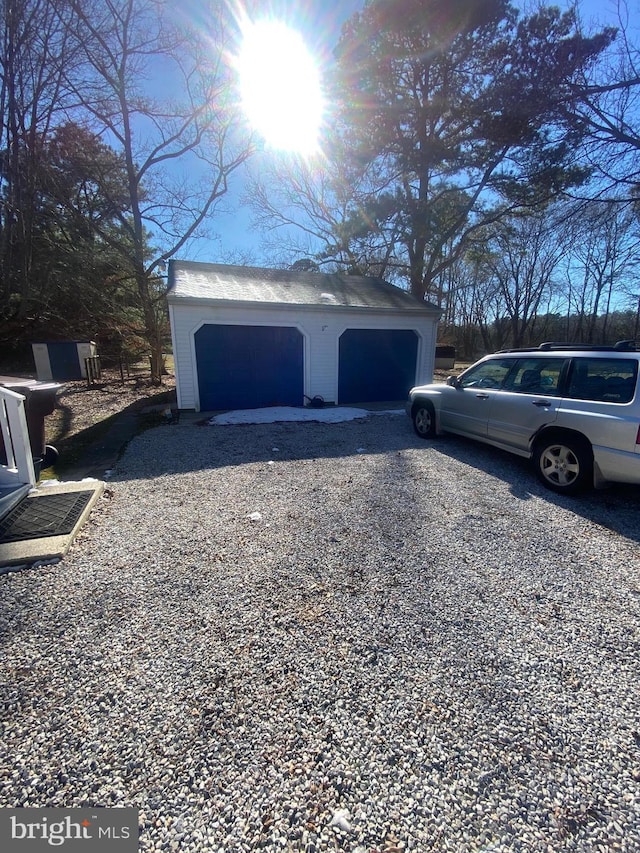 view of detached garage