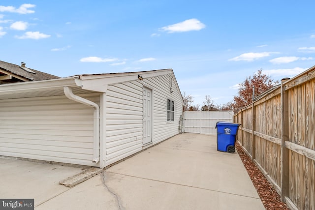 garage featuring fence