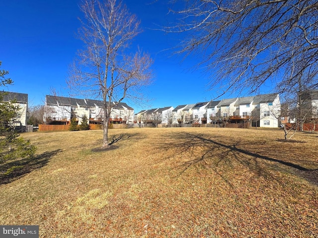 view of yard featuring a residential view