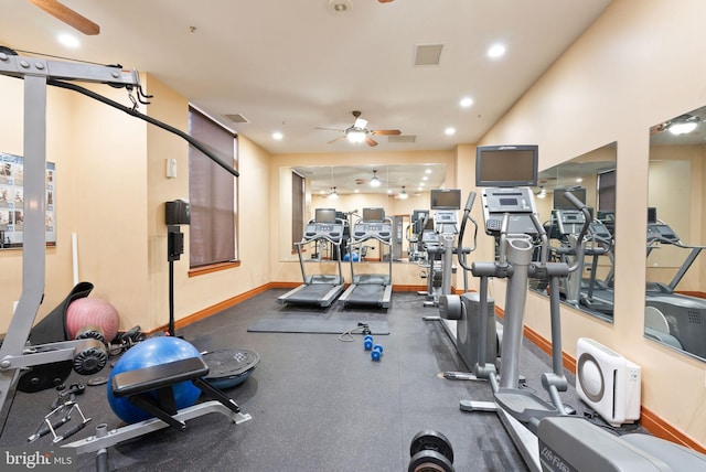 exercise room with visible vents, baseboards, a ceiling fan, and recessed lighting