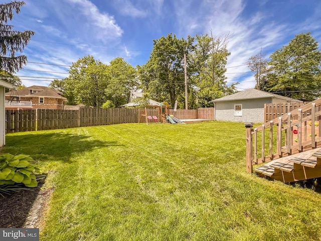 6 Washington Ave, Norristown, PA 19403 - view of yard with a playground