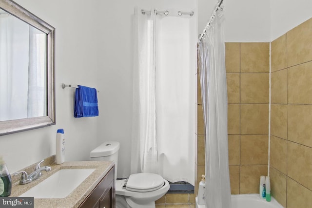 3823 Poplar St, Philadelphia, PA 19104 - full bathroom featuring vanity, toilet, shower / bath combo with shower curtain, and tile patterned flooring