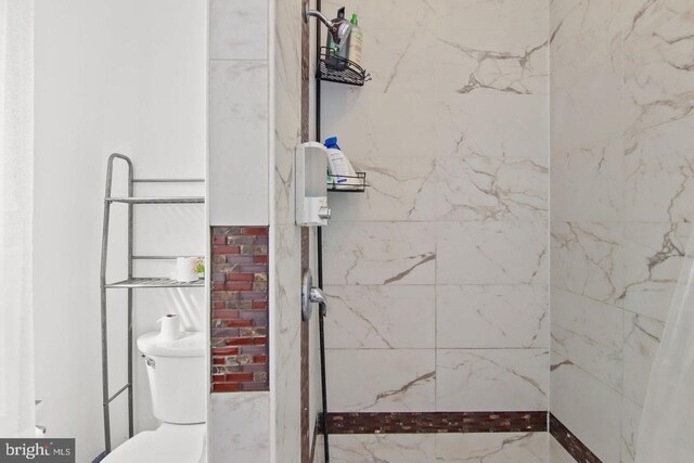 3823 Poplar St, Philadelphia, PA 19104 - bathroom featuring tiled shower and toilet