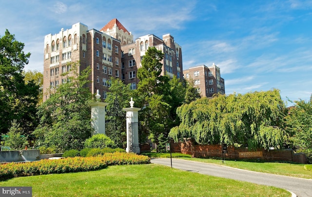 view of building exterior