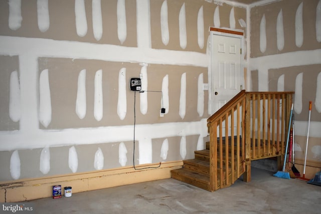 interior space featuring concrete flooring