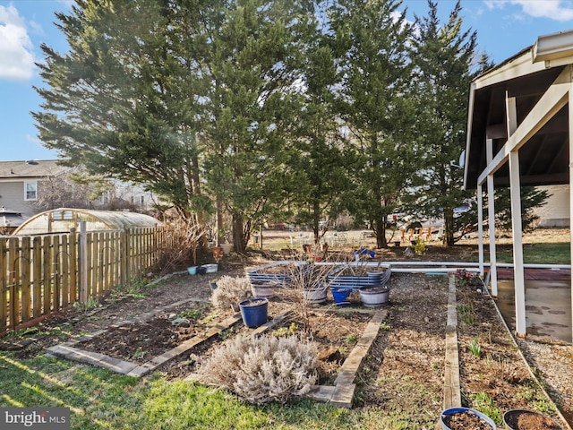 view of yard featuring fence