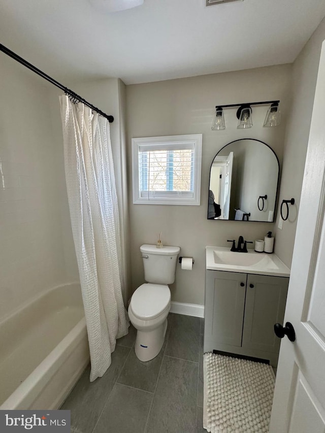 bathroom with visible vents, baseboards, toilet, shower / bath combination with curtain, and vanity