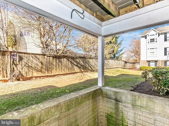 view of yard featuring a fenced backyard