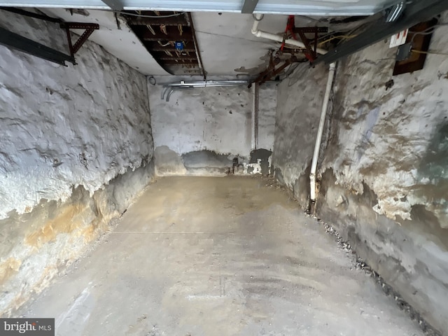 view of unfinished basement