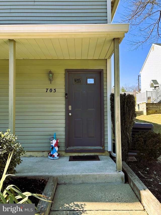 view of property entrance