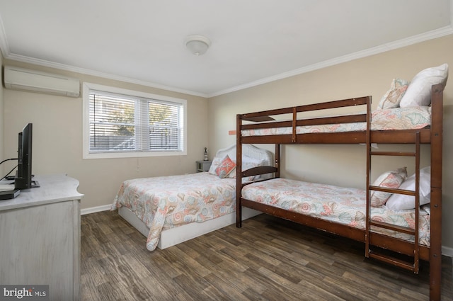 bedroom with baseboards, an AC wall unit, dark wood-style floors, and ornamental molding