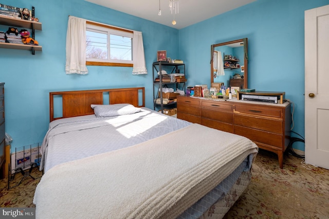 view of carpeted bedroom