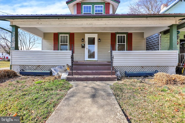 view of front of home featuring a porch