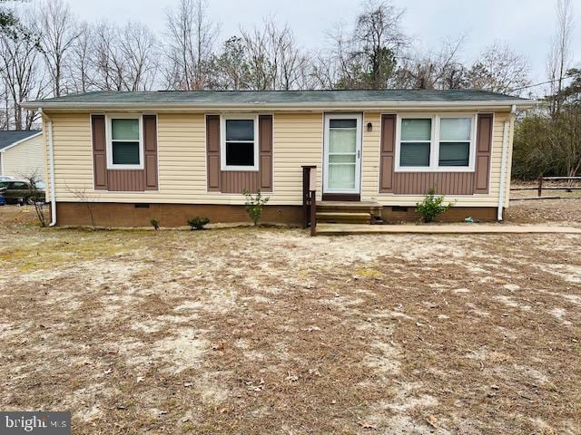 single story home with crawl space