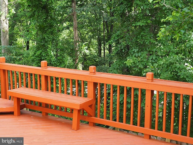 5711 Crownleigh Ct, Burke, VA 22015 - view of deck