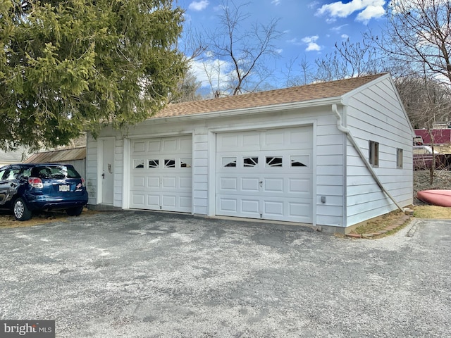 view of detached garage