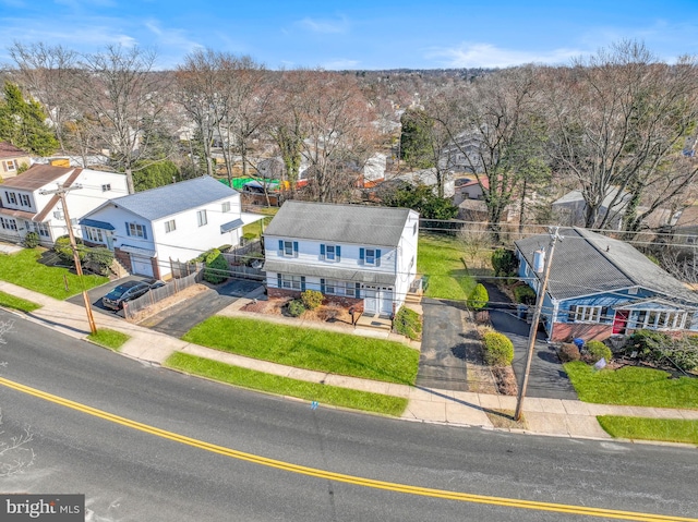 drone / aerial view featuring a residential view