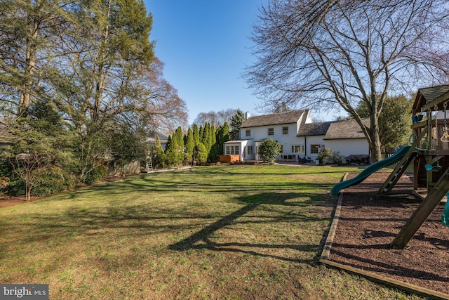 view of yard featuring a playground