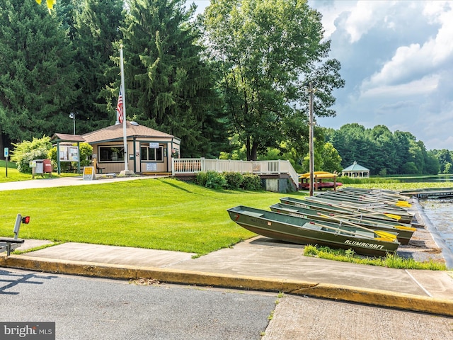 view of community featuring a lawn