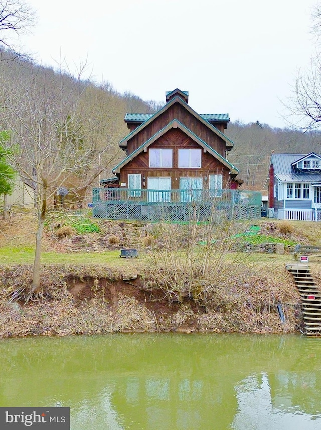 view of water feature