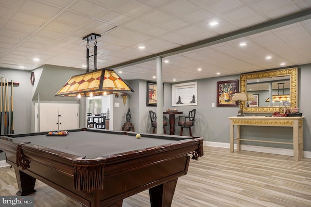 rec room with recessed lighting, baseboards, wood finished floors, and pool table