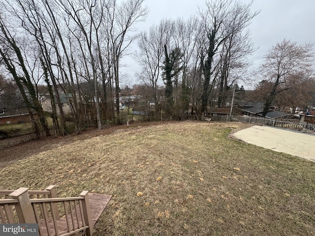 view of yard featuring fence