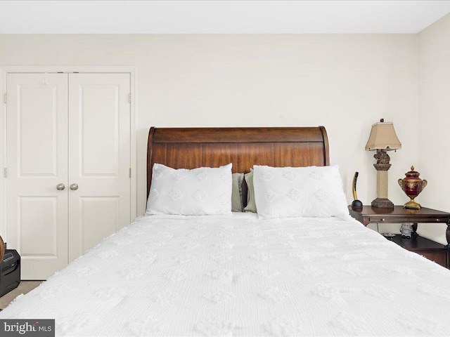 bedroom featuring a closet