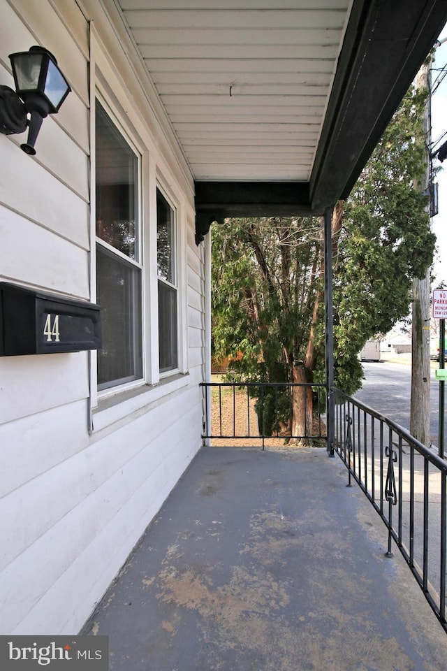 view of patio featuring a porch