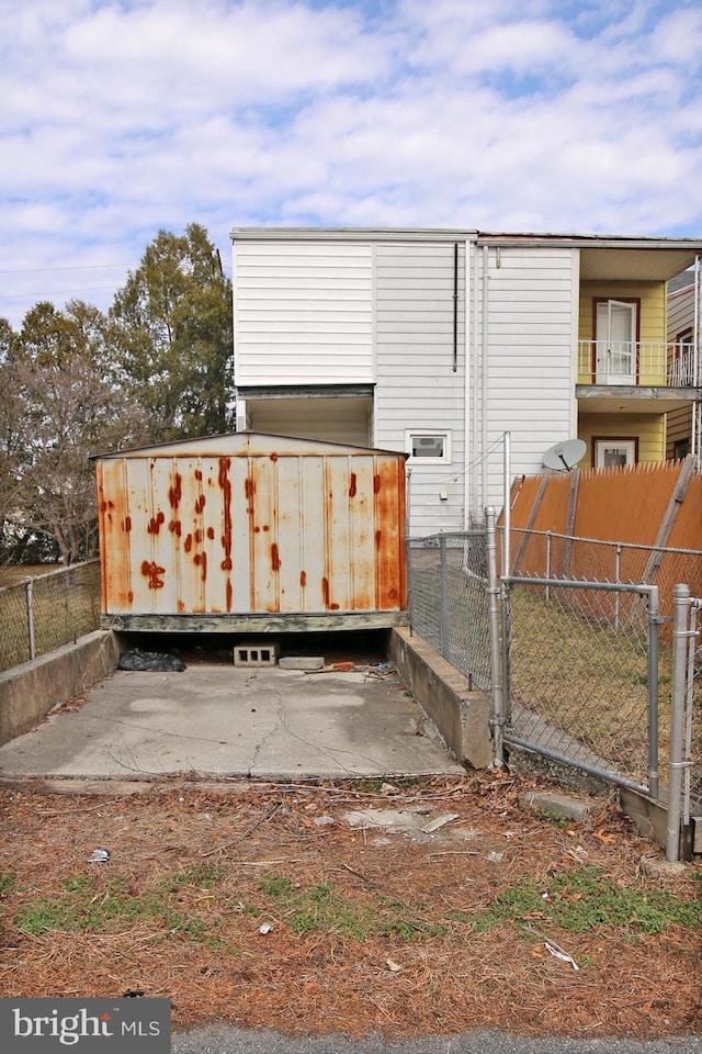 exterior space with fence