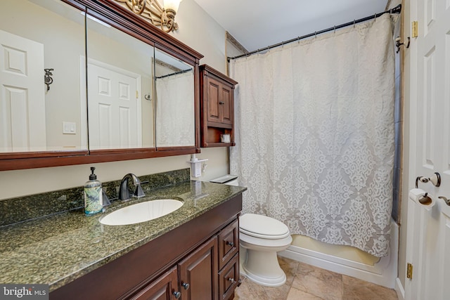 full bathroom with shower / tub combo, toilet, and vanity