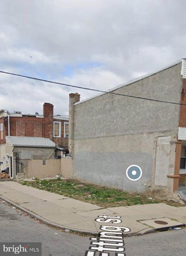 Listing photo 2 for 1454 S Etting St, Philadelphia PA 19146