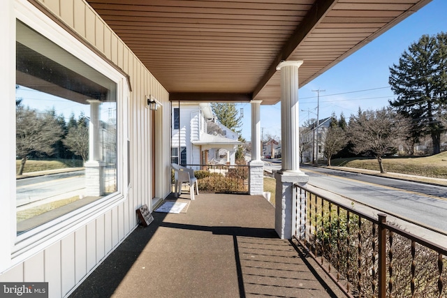 balcony with a porch