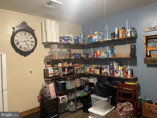 pantry featuring visible vents