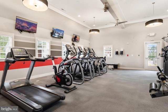 exercise room featuring crown molding, recessed lighting, visible vents, and baseboards