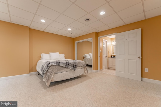 1052 Cedar Mill Ln, West Chester, PA 19382 - bedroom with carpet flooring, a drop ceiling, baseboards, recessed lighting, and connected bathroom