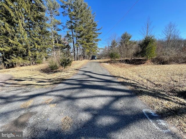 Listing photo 3 for 10178 Garrett Hwy, Oakland MD 21550