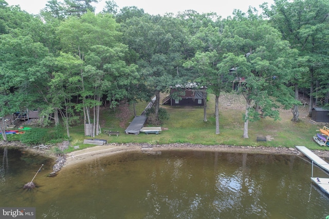 bird's eye view featuring a water view