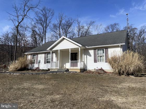 view of front of house featuring a porch