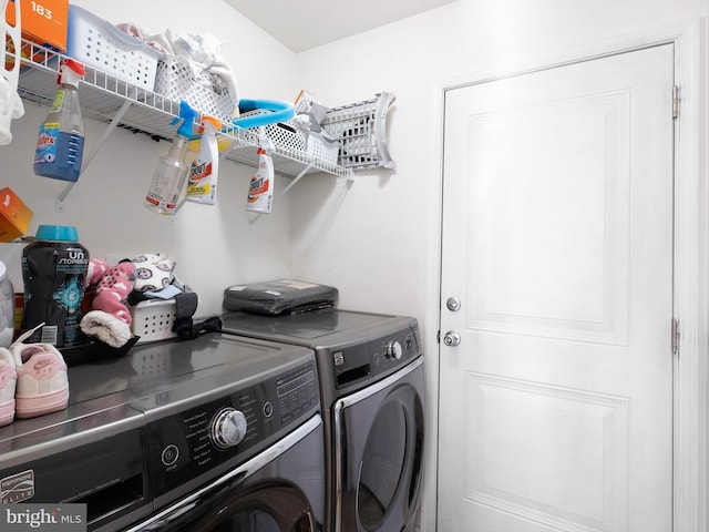 laundry area with laundry area and washing machine and dryer