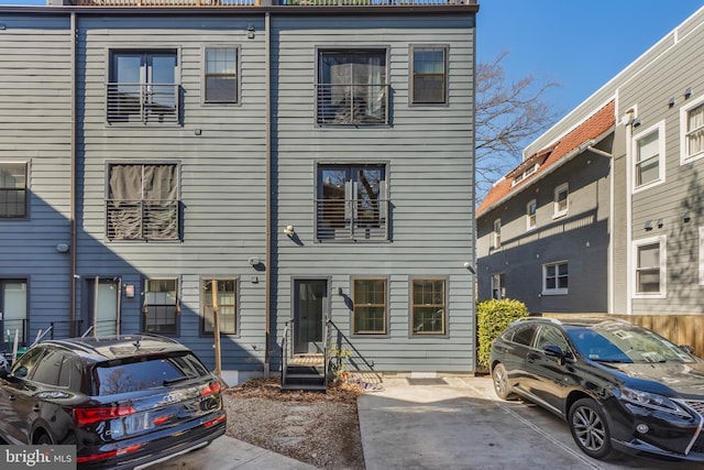 view of front of home with entry steps