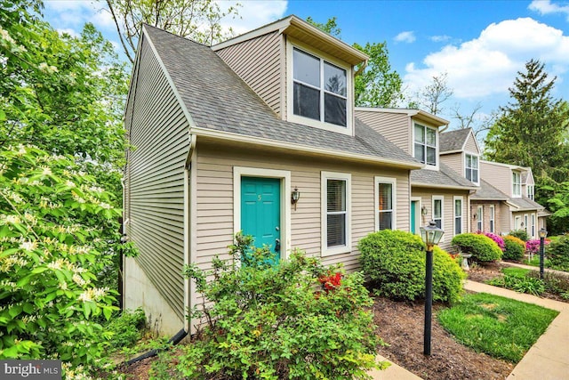 5 Westpointe Dr, Ephrata, PA 17522 - view of front facade with roof with shingles