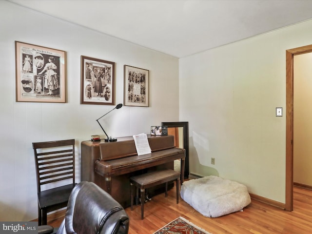 731 Fayette St, Cumberland, MD 21502 - sitting room with wood finished floors