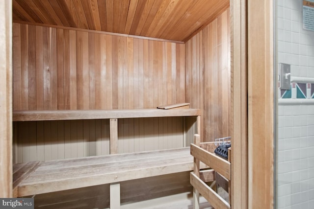 view of sauna / steam room