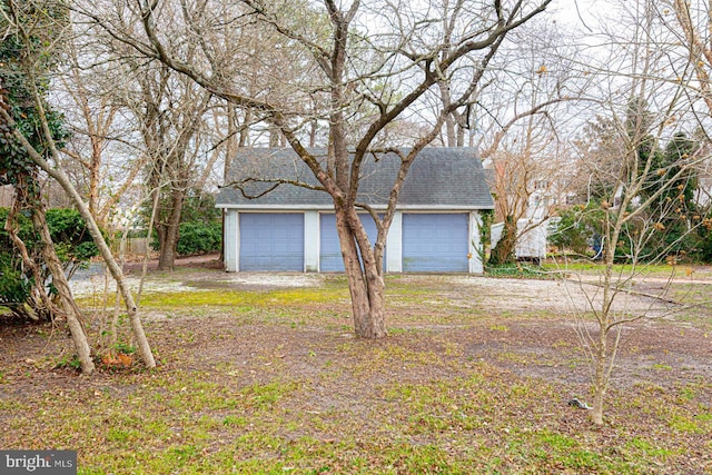 view of detached garage