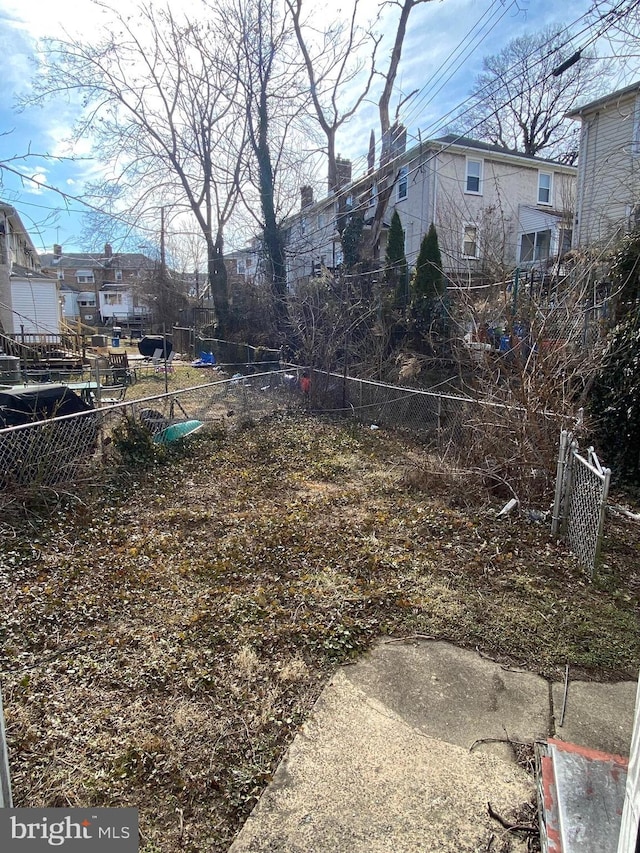 view of yard featuring fence