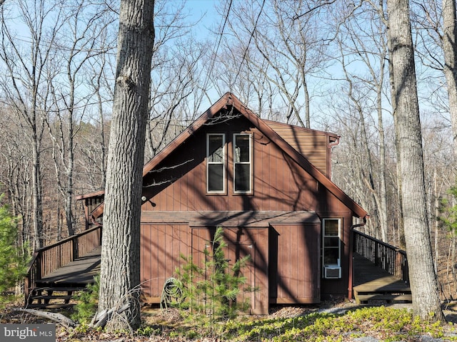 view of home's exterior