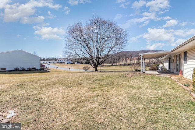 view of yard with a patio